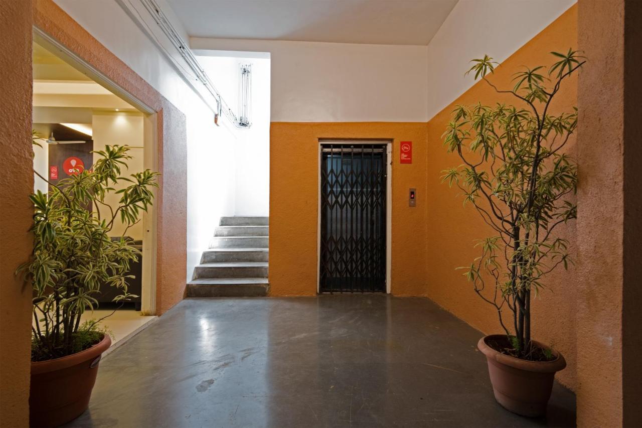 Oyo 1065 Hotel Hmr Royal Inn Pune Exterior photo