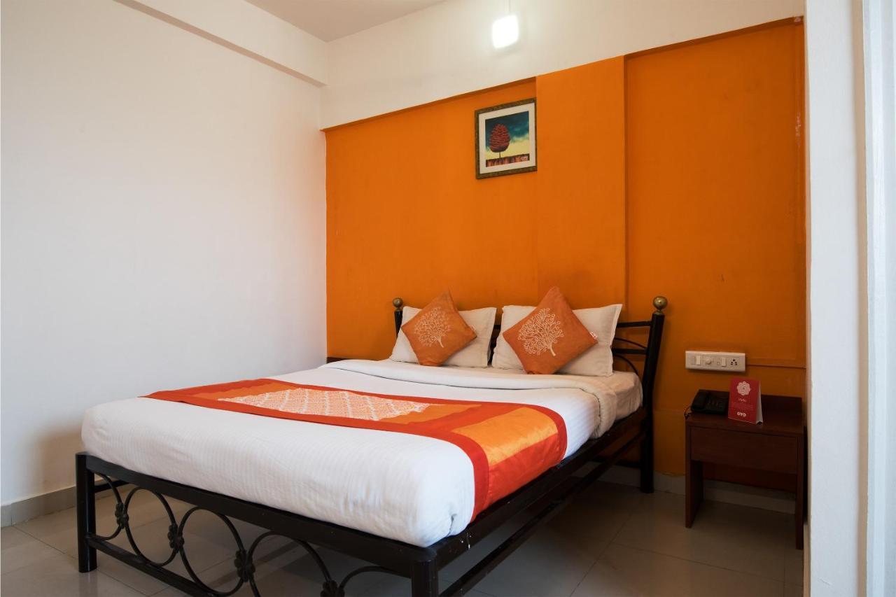 Oyo 1065 Hotel Hmr Royal Inn Pune Exterior photo